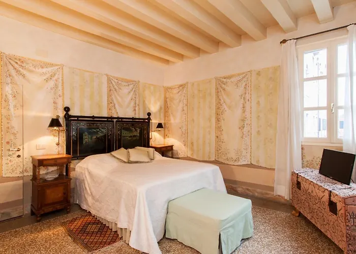Explore From A Sophisticated Hideaway In San Polo *