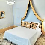 Explore From A Sophisticated Hideaway In San Polo